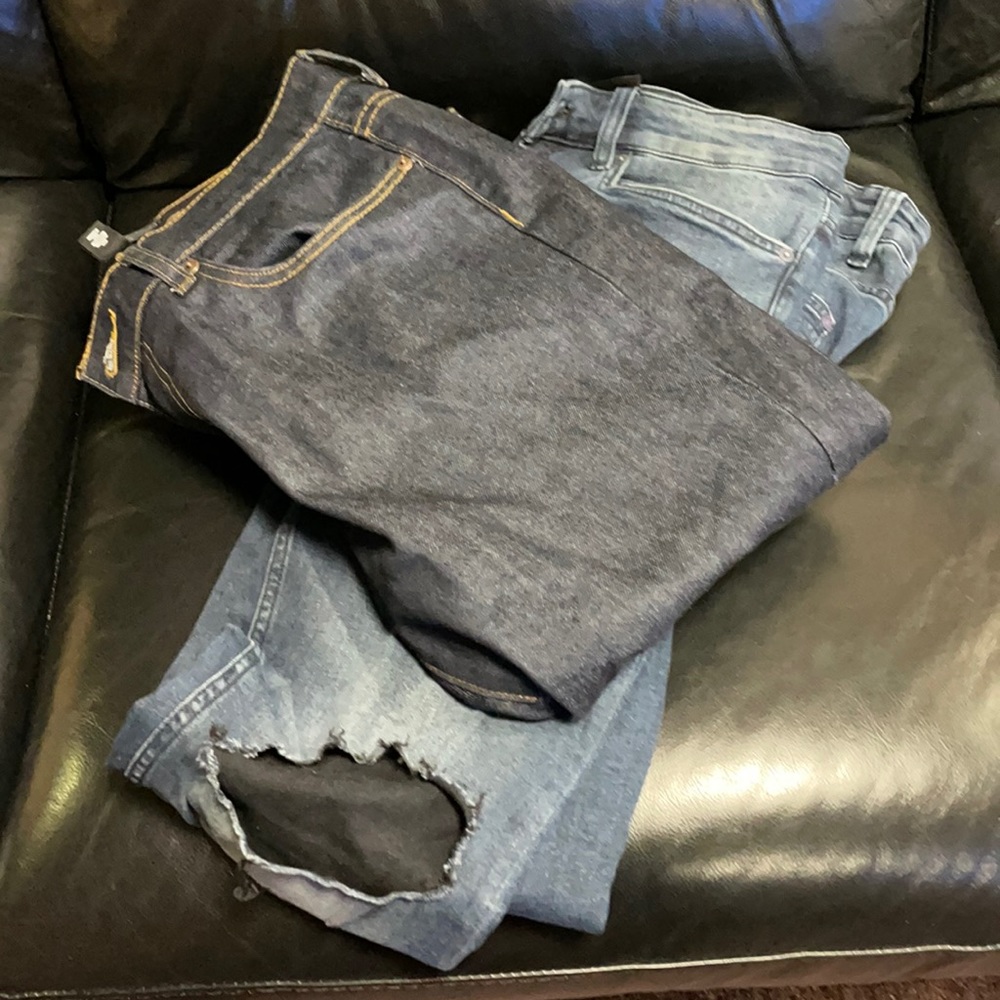 Forever 21 skinny jeans for men.